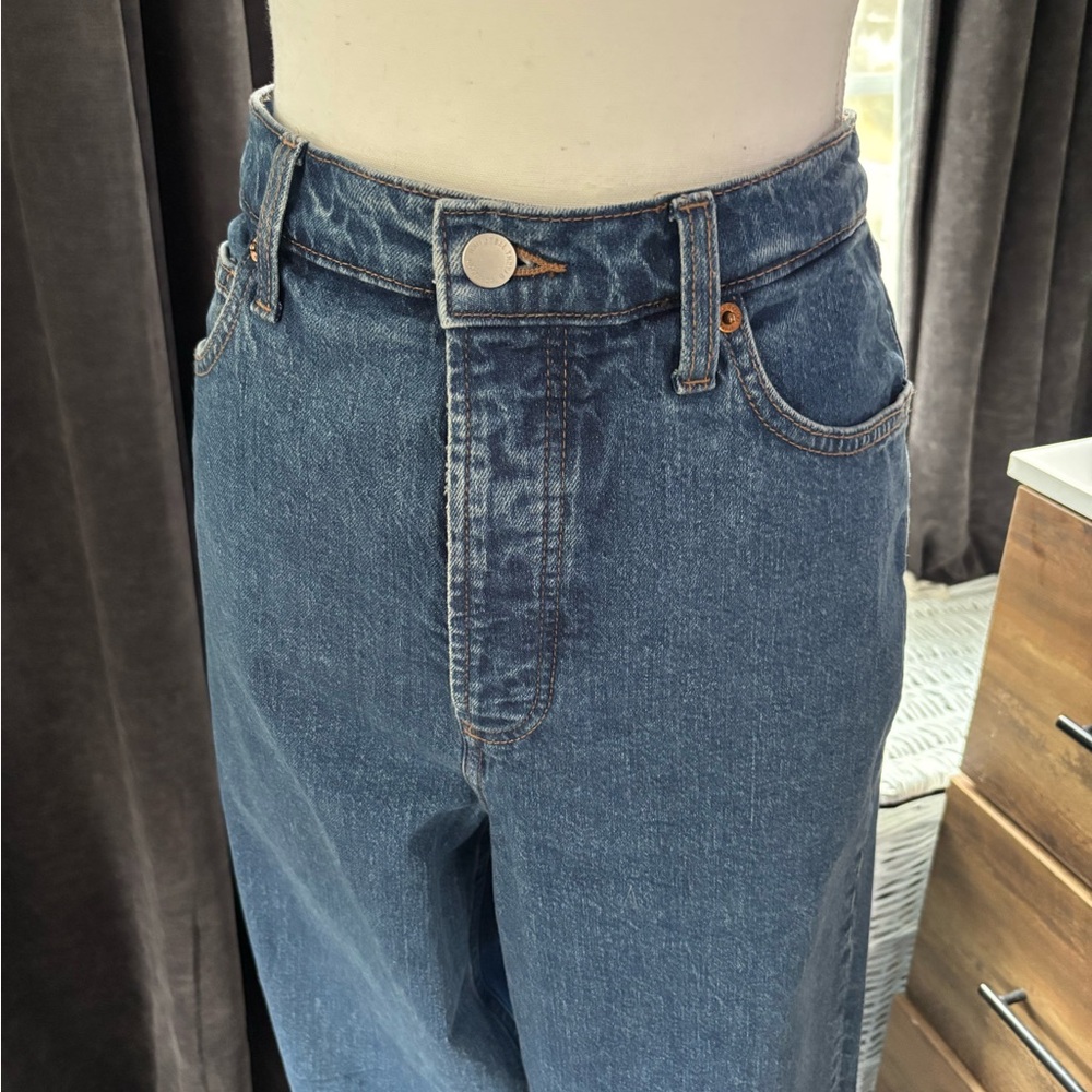NWOT!! Universal Thread Deep Blue Wide Leg Jeans - Picture 2 of 7